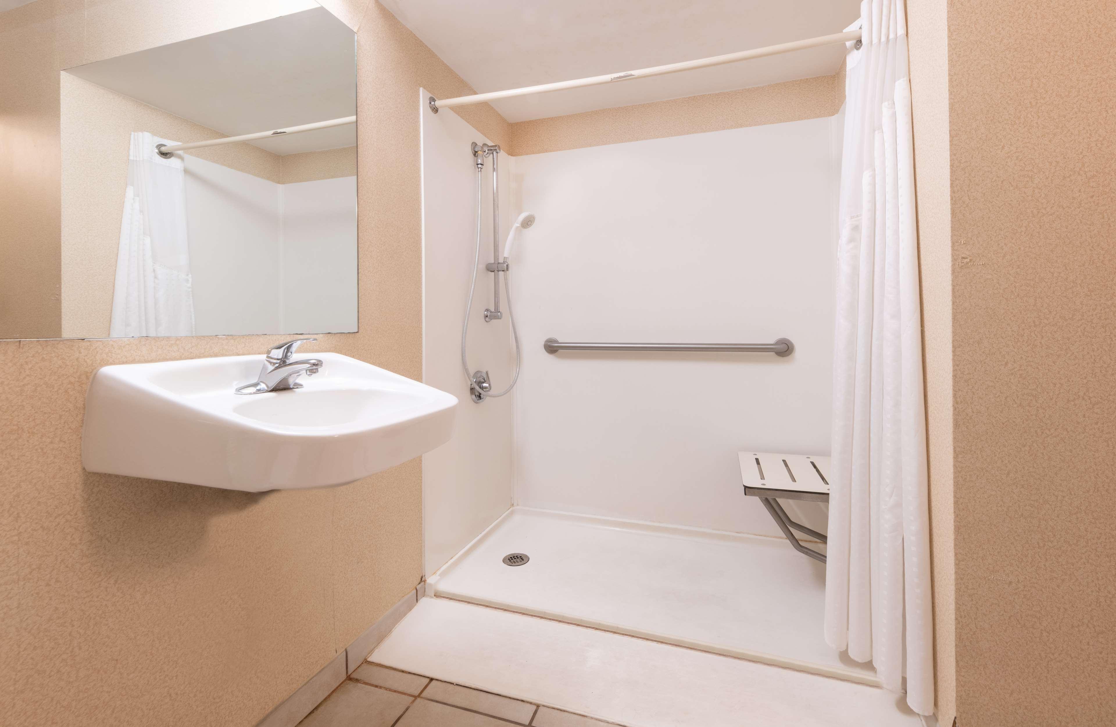 Aviator Hotel & Suites, BW Signature Collection Green Park Ngoại thất bức ảnh